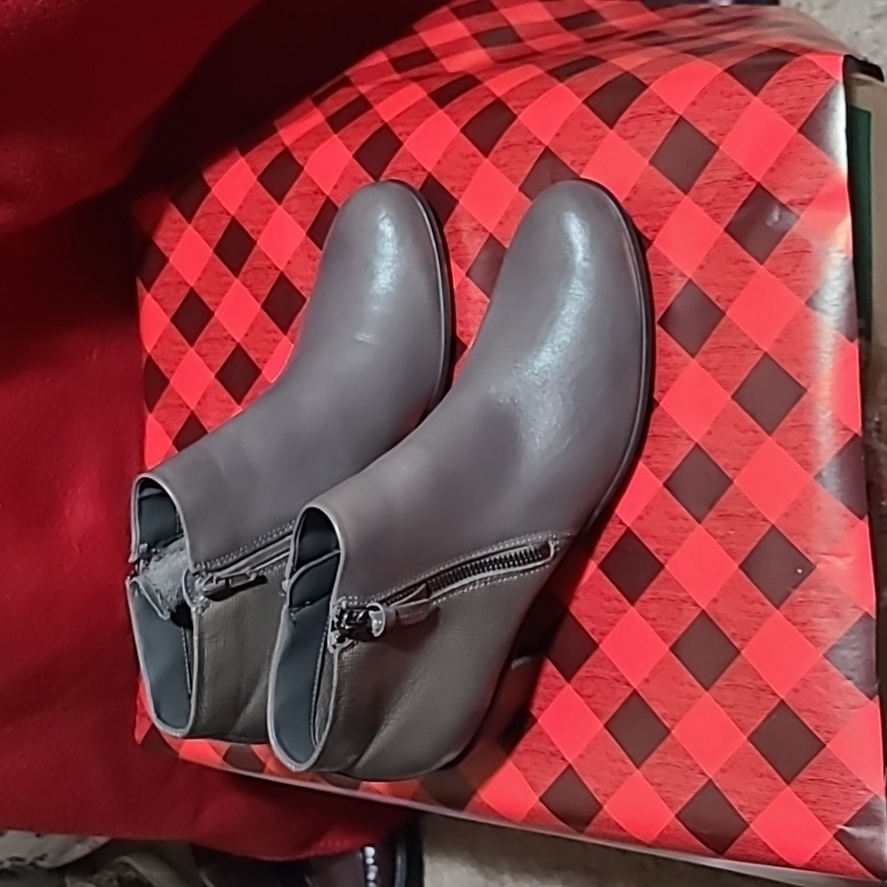Ecco Charcoal Ankle Booties - Picture 2 of 3